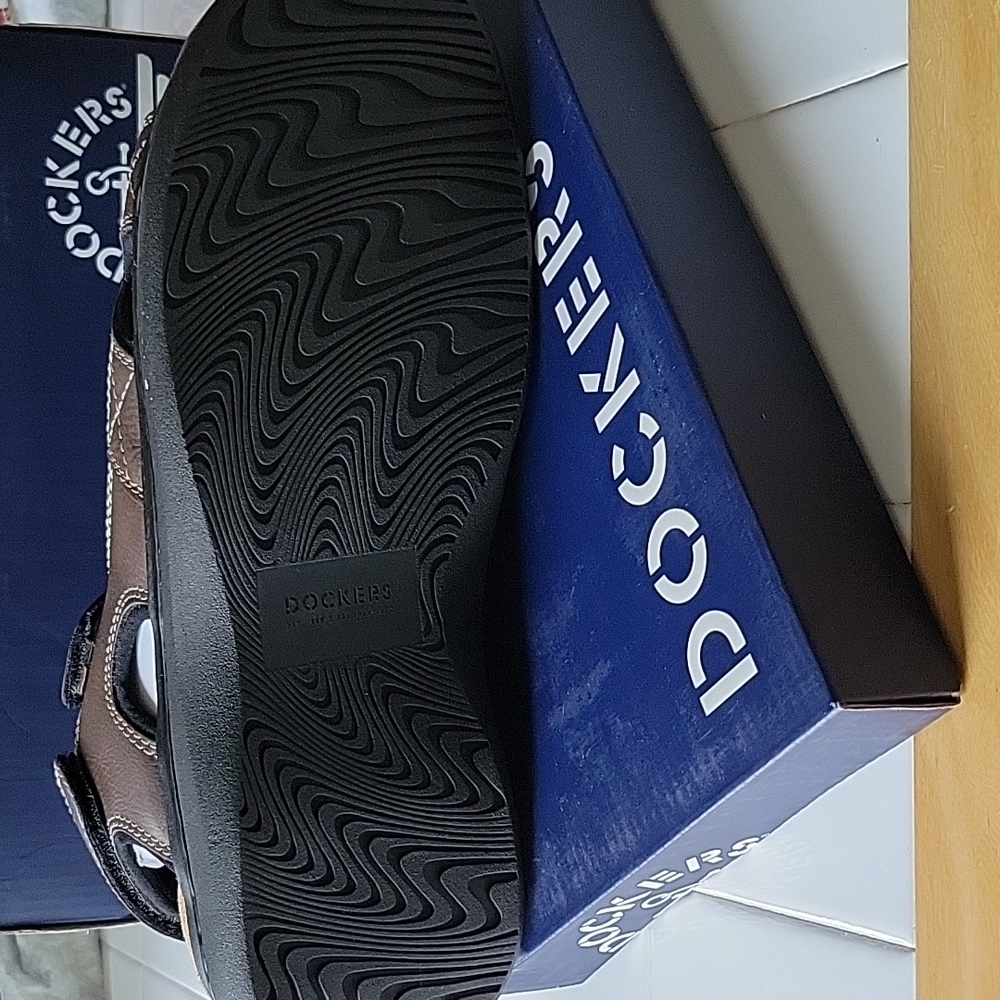 NWT Dockers men's sandals - Picture 4 of 7